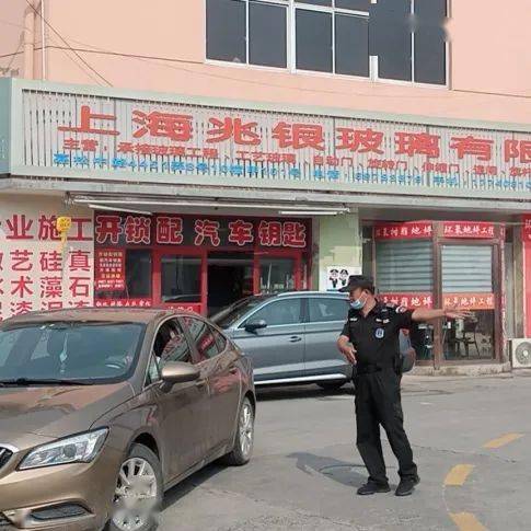 煥然一新的建材市場(chǎng)