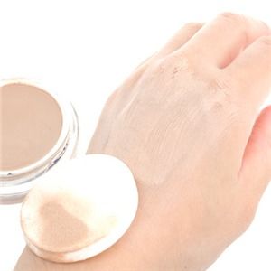 神彩化妝品 以視覺美學(xué)引領(lǐng)店鋪裝修新風(fēng)尚